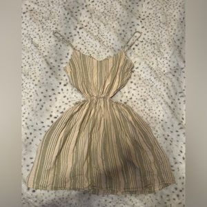 EUC American Eagle size Extra Small
Dress